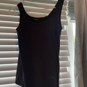 brown tank top, workout material